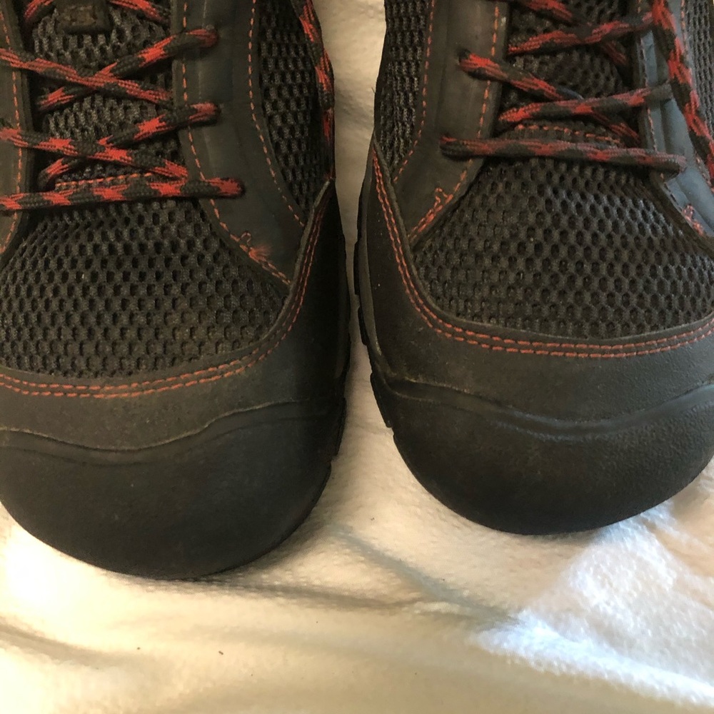 Keen Men’s Utility Steel Toe Work Shoes - Picture 3 of 8